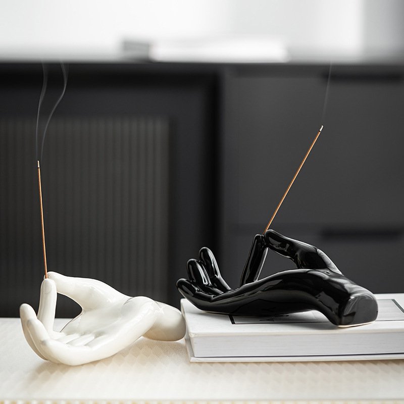Wind black and white ceramic Buddha hand home decoration line incense ornaments support