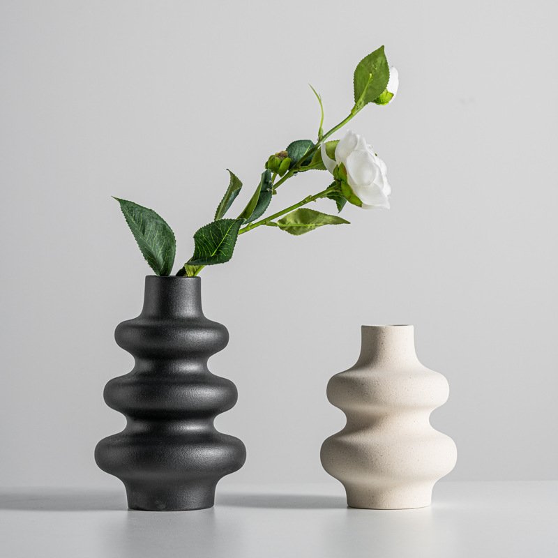 Daimon special-shaped circle ceramic vase cute simple modern matte flower matte homestay ornaments high-end