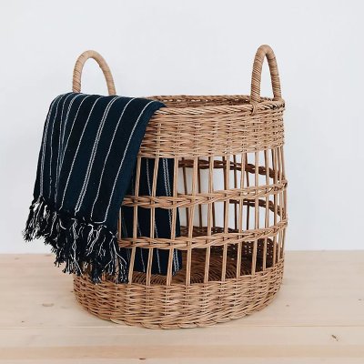 Rattan woven dirty laundry basket washing basket dirty laundry storage basket household clothes basket put clothes frame basket dirty laundry basket magic tool