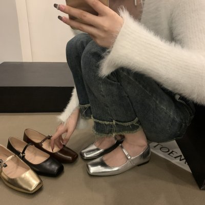 French Mary Jane shoes women's fashion spring and autumn flat bottom square toe shallow mouth one-length strap temperament single shoes women