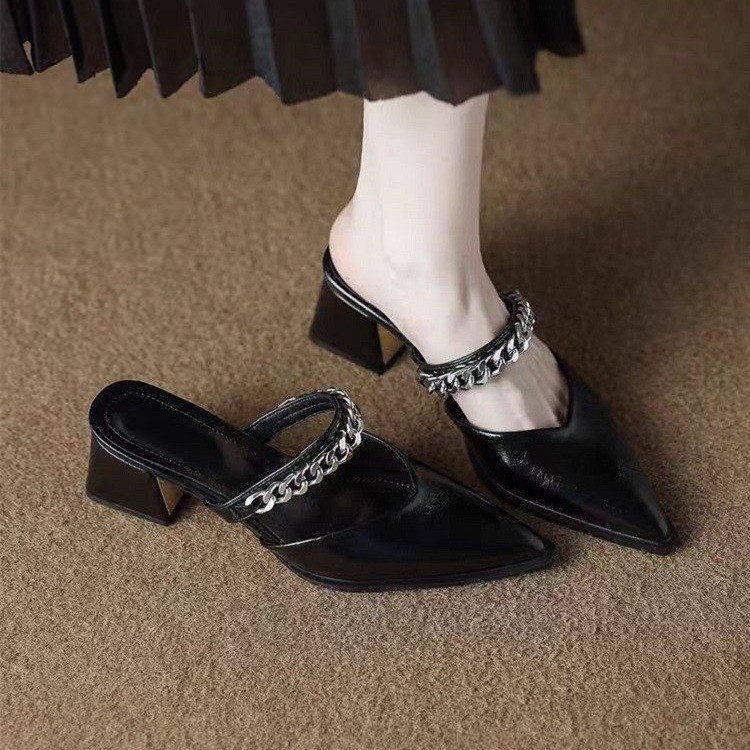 Baotou semi-torque women's outfit summer fashion high-end fashionable black high-heeled sandals