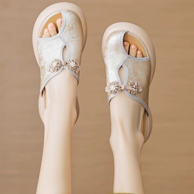 Retro outside wearing thick-soled summer bag-toe half-slippers for women soft leather lazy green sandals thick heel embroidered hollow