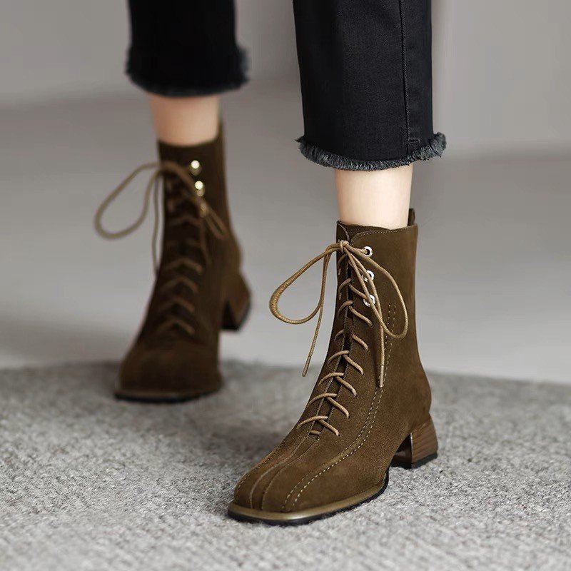 Green lace-up short boots for women with thick heel soft leather matte autumn and winter fashion retro simple square toe mid-heel Martin boots