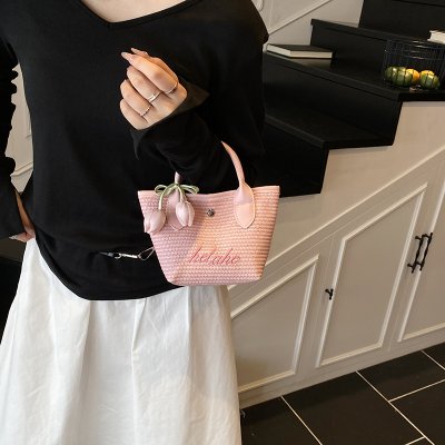 Fresh embroidered straw woven vegetable basket casual woven one-shoulder crossbody bag pastoral style parent-child hand-carrying beach bag