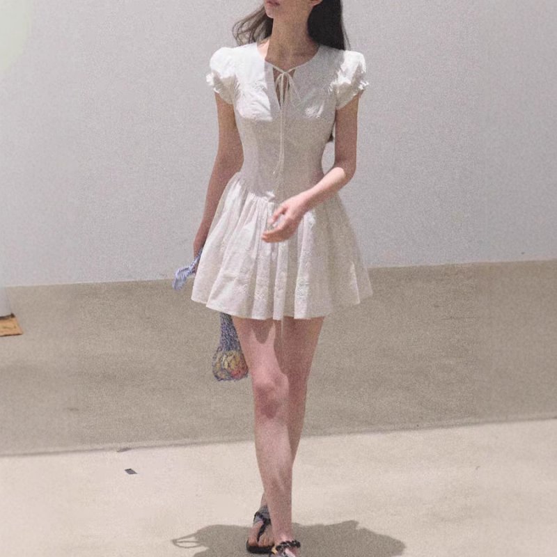 / "When Falling in Love" All-Cotton French Slimming Waist Embroidery Coffee Break Vacation Dress Skirt