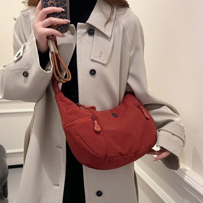 Japanese ultra-light tarp bag for men and women versatile shoulder bag crossbody bag multifunctional nylon lightweight waterproof buffalo croissant bag