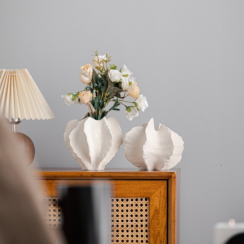 Modern simple style transformed into star fruit ceramic vase light luxury home decoration