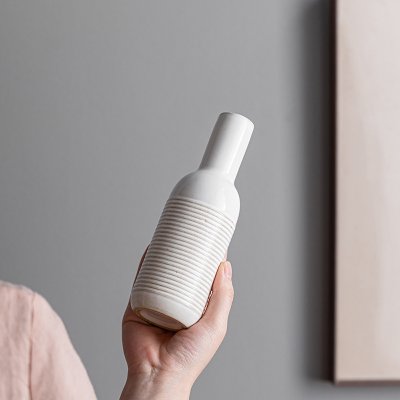 Small ceramic light luxury retro thread small vase home decoration downstream