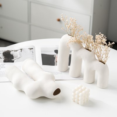 Ceramic special-shaped letters multi-diameter flower insert high-end sense white vase matte craft decoration ornament gift