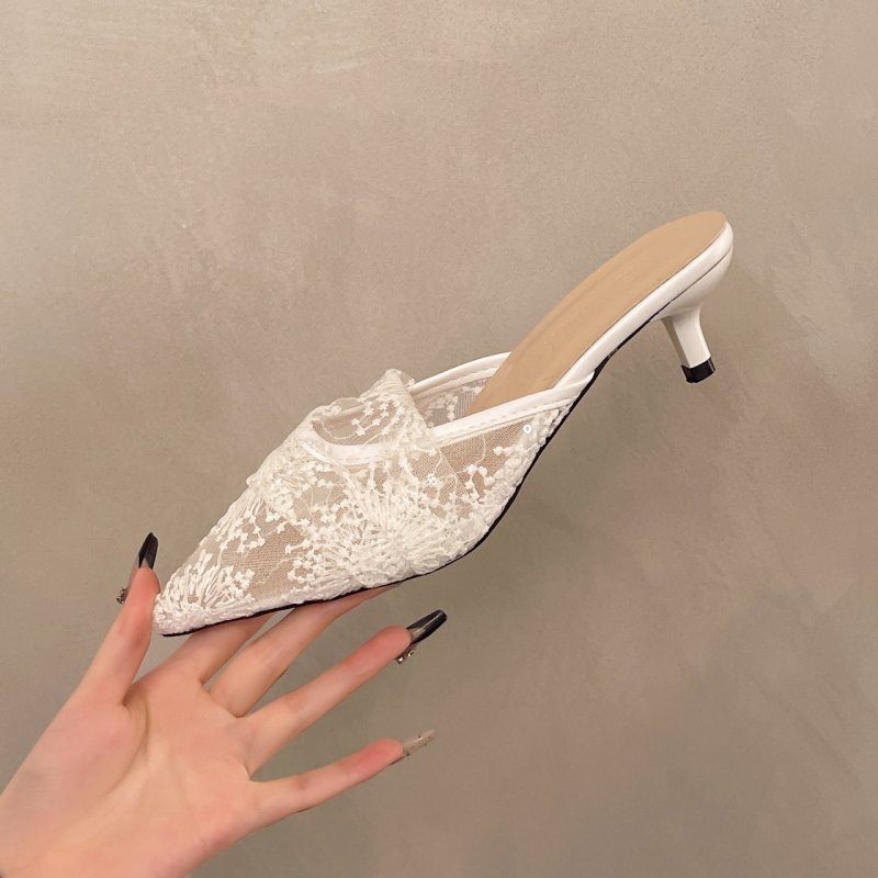 French mesh breathable half-slippers for women in summer wear with skirt sandals pointed toe low-heeled sandals