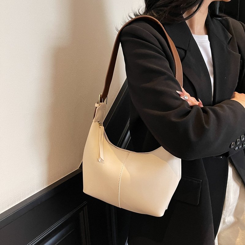 Fashionable and versatile niche design one-shoulder crossbody bag women's bag simple soft leather dumpling bag underarm bag